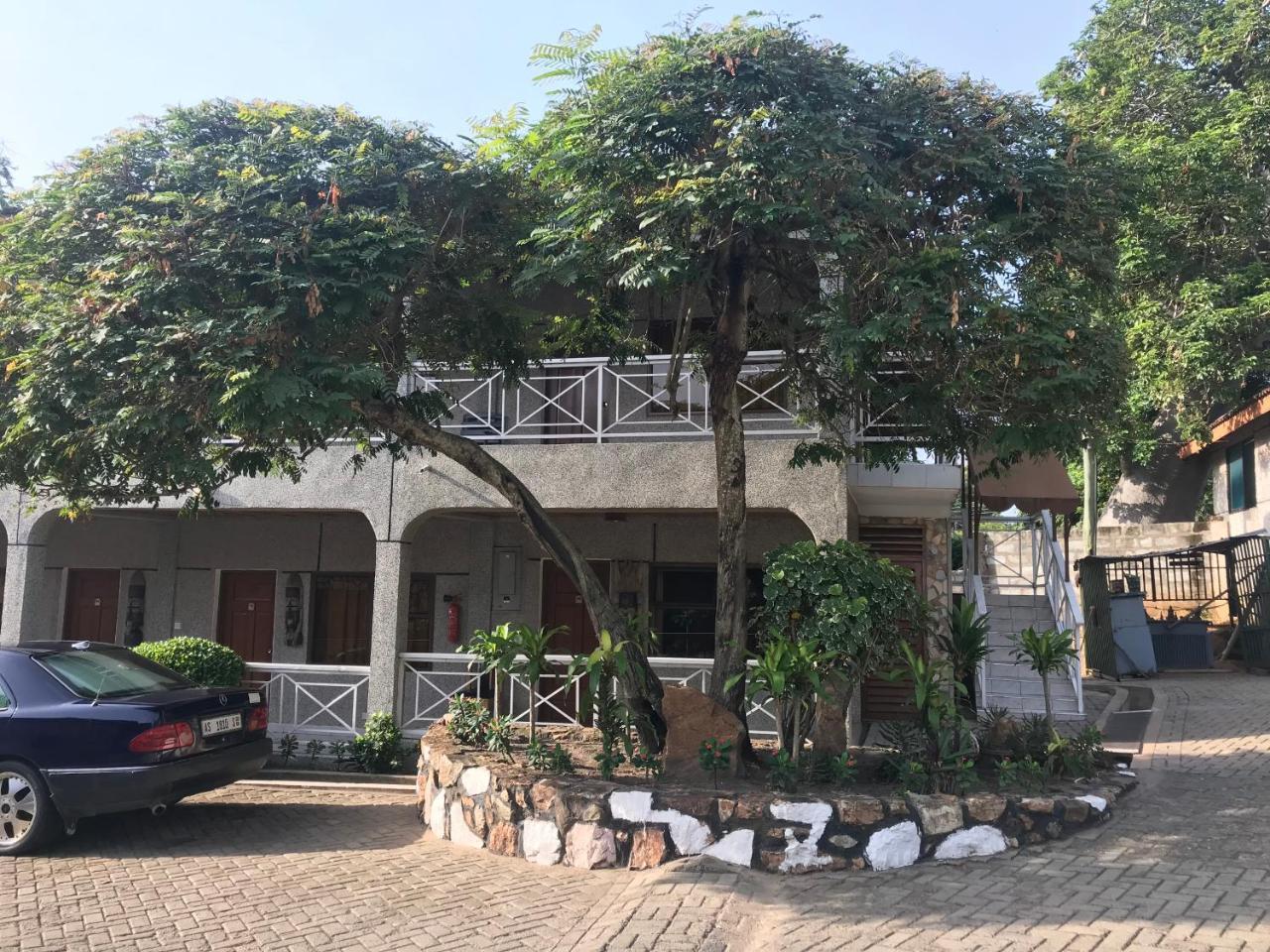 Akosombo Continental Hotel Exterior foto