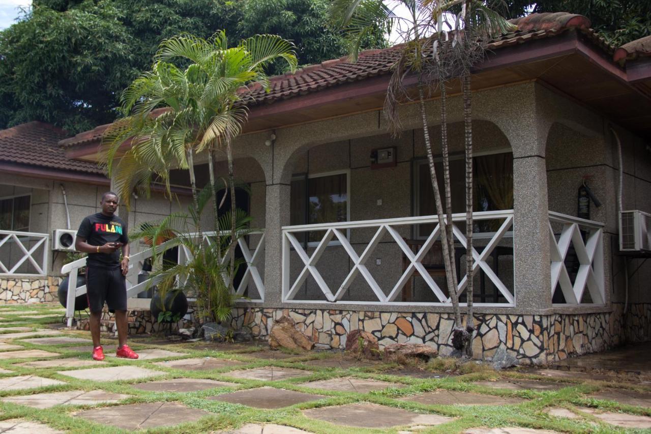 Akosombo Continental Hotel Exterior foto